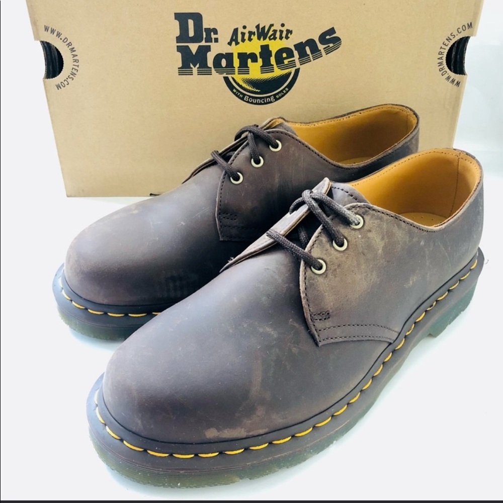 brown Dr Martens oxfords size 9